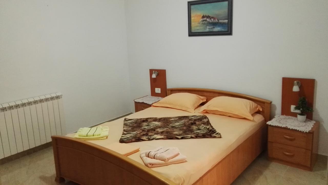 Apartments Familia Будва Экстерьер фото